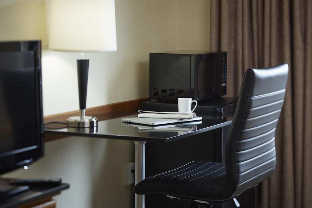 Comfort Inn South Shore Бушервіль Екстер'єр фото